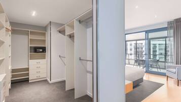 Premier Grand 3 Bedroom Apartment