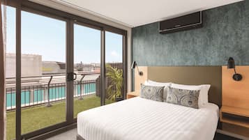 Premier 2 Bedroom Apartment with Balcony