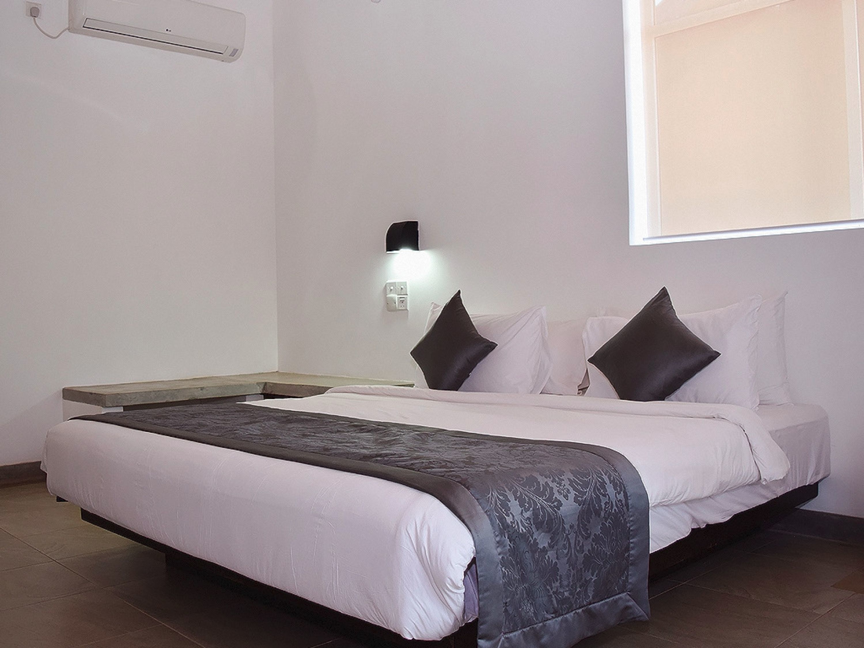 minibar, in-room safe, desk, soundproofing