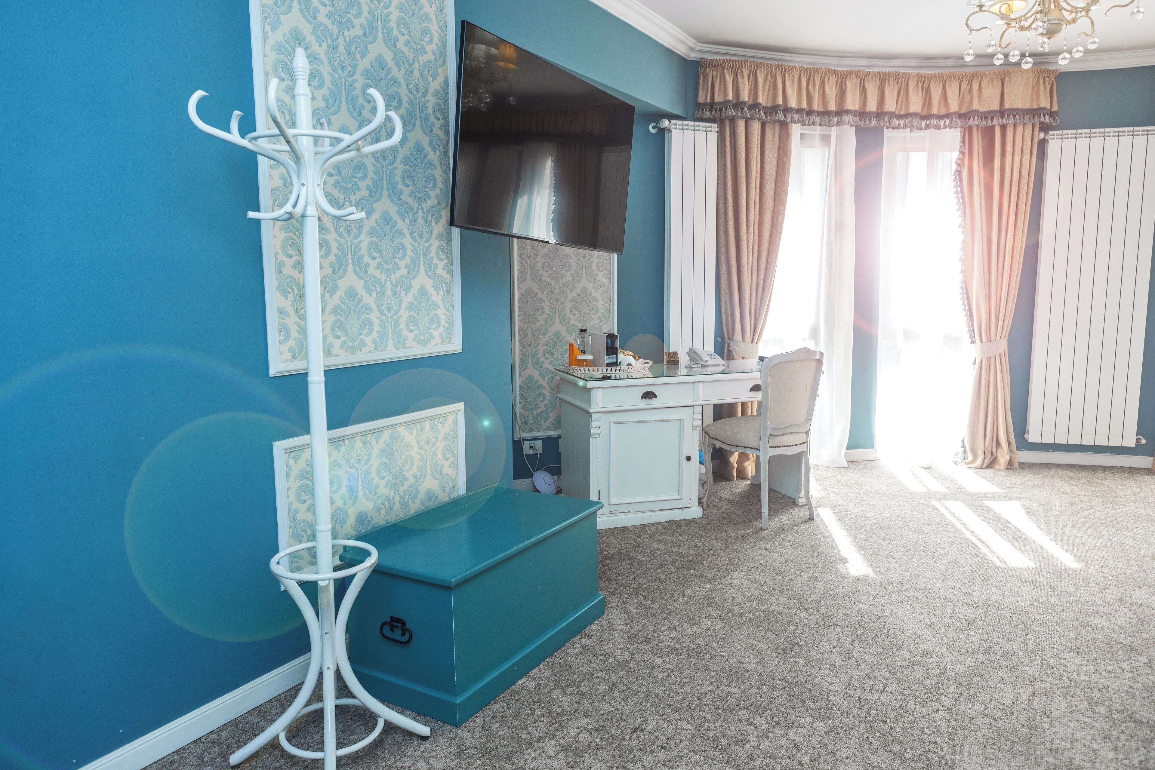 junior suite, city view | premium bedding, minibar, in-room safe, individually decorated