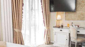 Ropa de cama de alta calidad y minibar