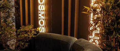 Lounge dans le hall