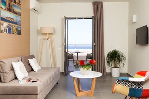 Apartment, 1 Bedroom, Bay View | Living area | Flat-screen TV