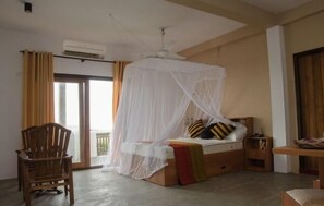 标准房, 海滨 | 办公桌、熨斗/熨板、免费婴儿床、折叠床/加床（额外收费）