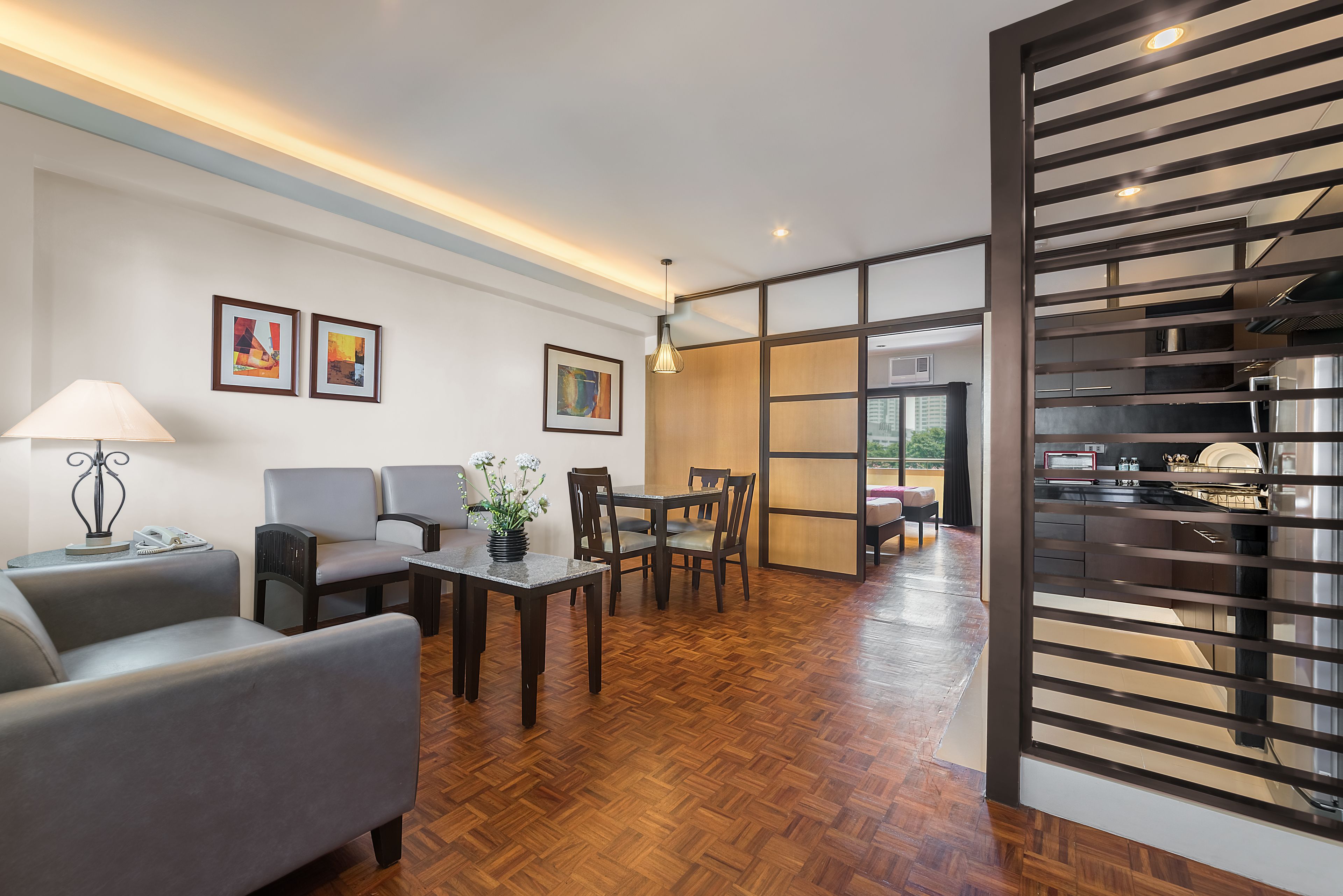 スーペリア スイート 1 ベッドルーム | リビングルーム | 薄型テレビ