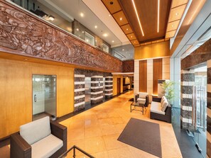 Lobby - Tropicana Suites (Manila)