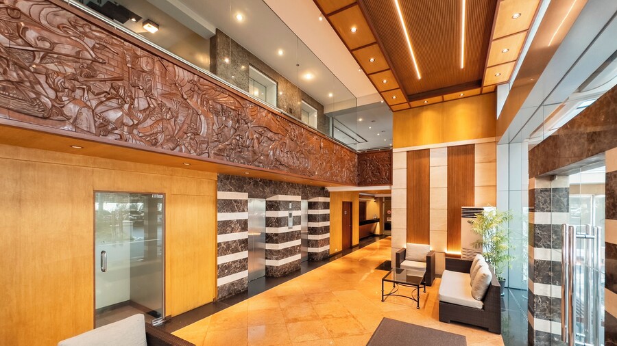 Tropicana Suites