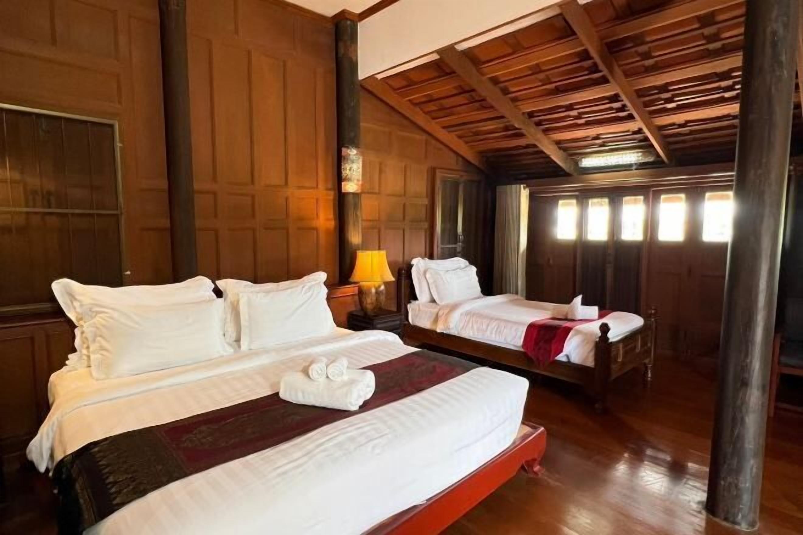 隔音、免费 WiFi、床单