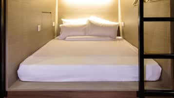 Premium bedding, in-room safe, desk, iron/ironing board