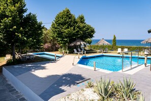 Garden - Kamari Beach Hotel (Thasos)