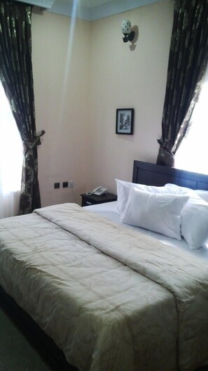 In-room safe, desk, blackout drapes, free WiFi