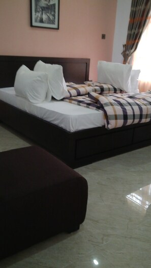 In-room safe, desk, blackout drapes, free WiFi