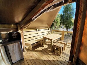 Chalet, 2 kamar tidur (Marinella) | Area keluarga | TV dan meja tenis meja