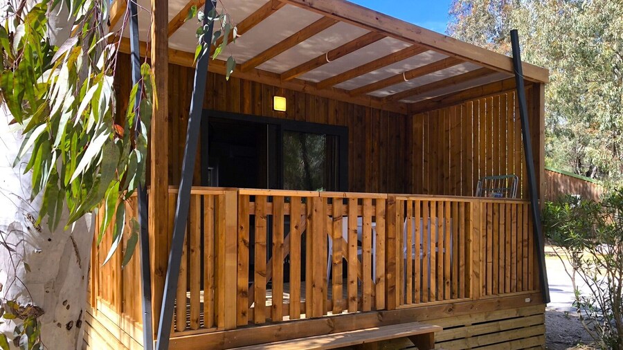 Camping La Pinède