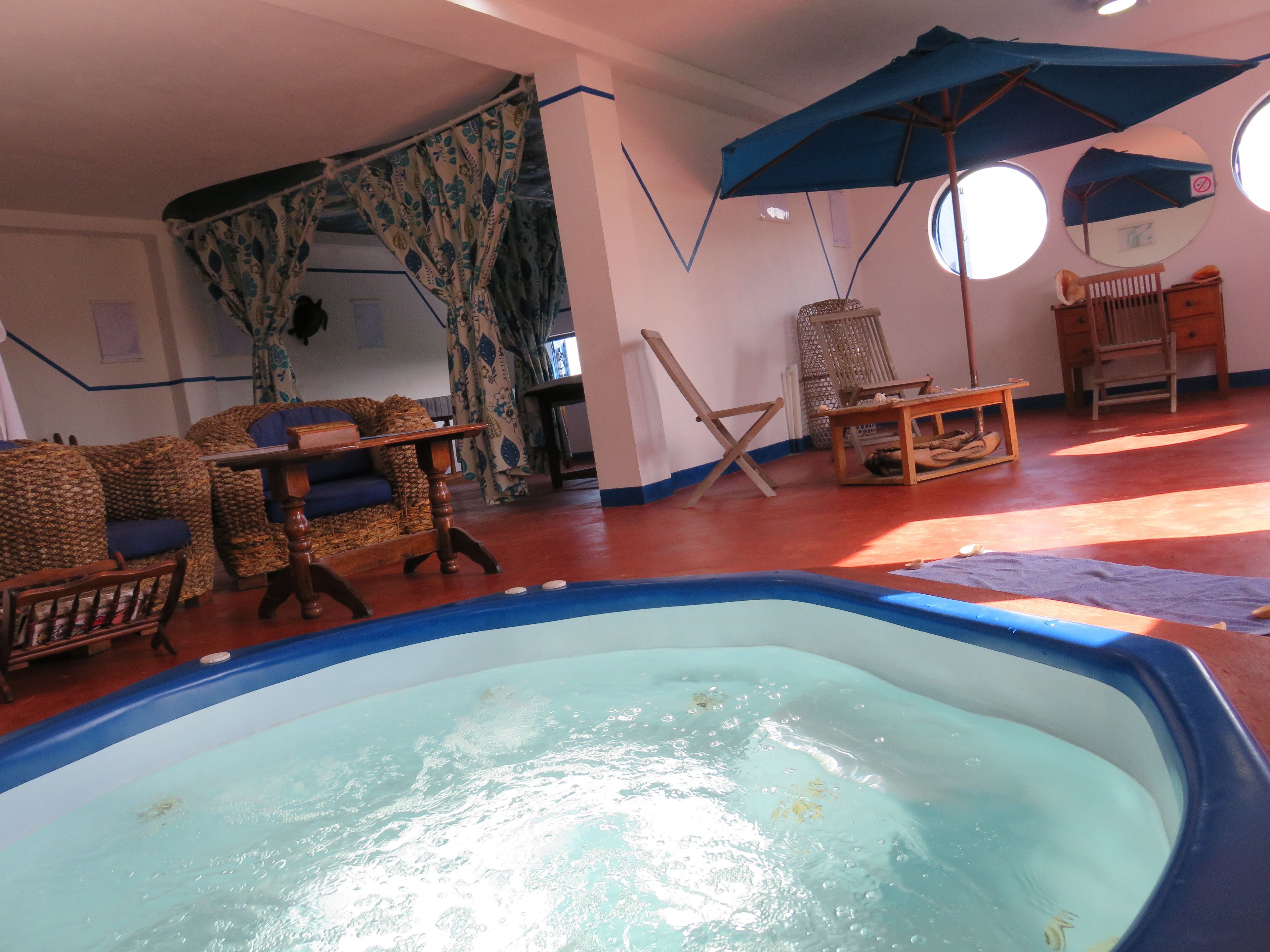 couples treatment room(s), body treatments, body scrubs, facials