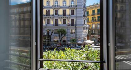 Napoli's Gold Hotel