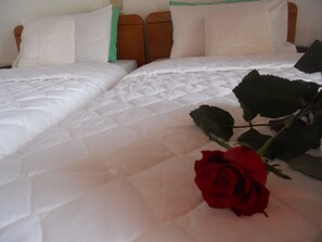 Family Room, Sea View | Premium bedding, free minibar items, in-room safe, soundproofing - Miramare Hotel (Kefalonia)