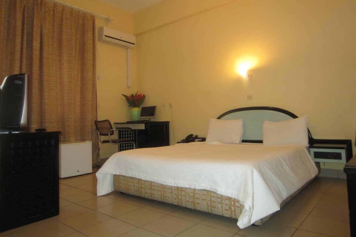 Standard Double Room | Desk, blackout drapes, rollaway beds (surcharge), WiFi (free)