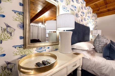 Superior Room (Deluxe) | Premium bedding, in-room safe, individually decorated