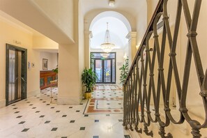 Lobby - Raeli Hotel Floridia (Rome)