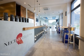 Bar (in der Unterkunft)