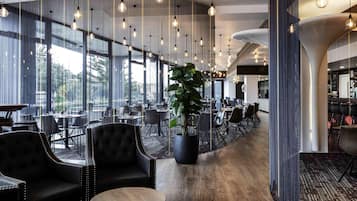 Breakfast and dinner served, Regional cuisine