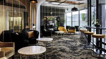 Café da manhã e jantar, culinária regional