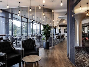 Breakfast and dinner served  - Novotel New Plymouth Taranaki (New Plymouth)