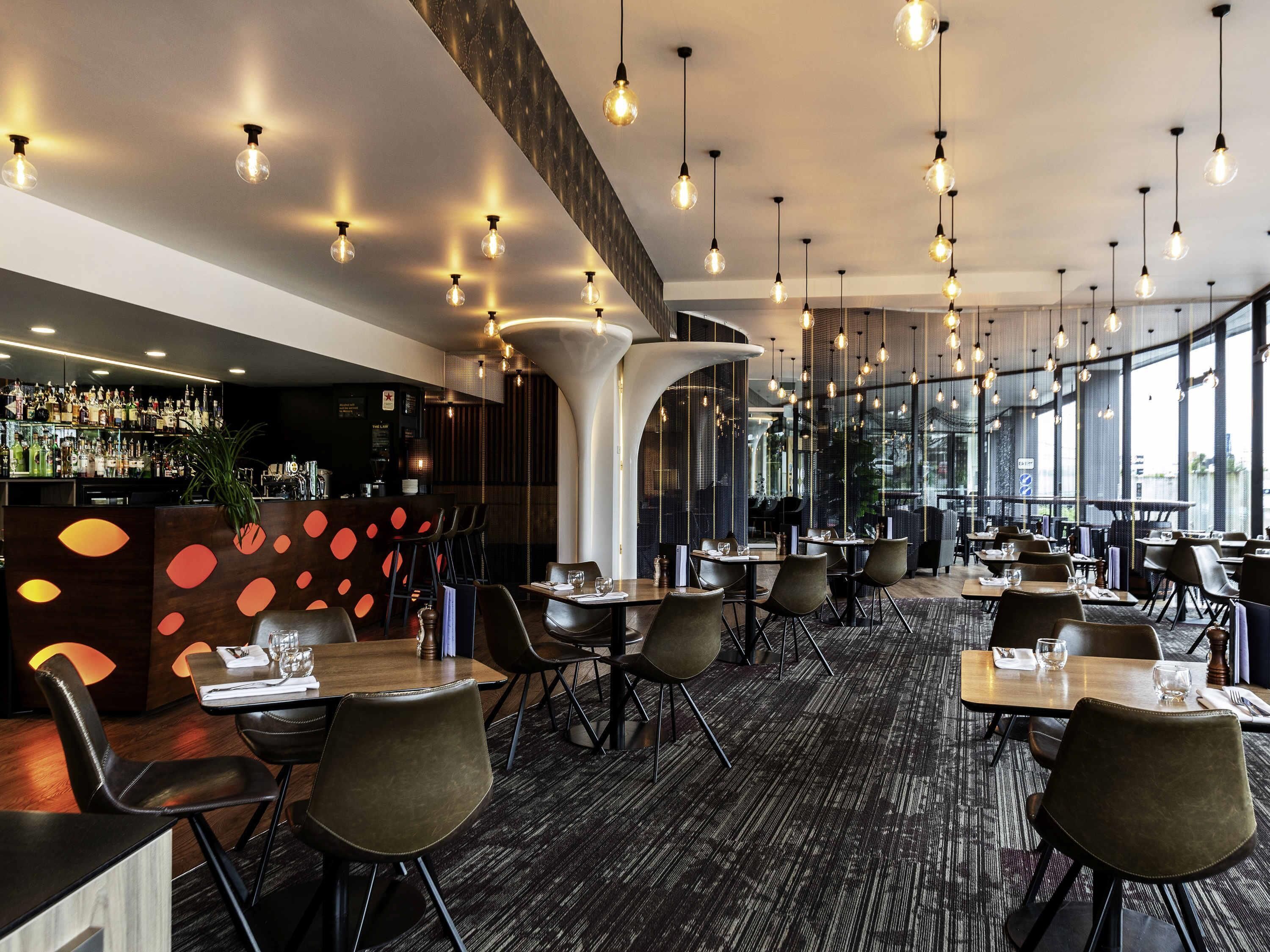 breakfast and dinner served, regional cuisine