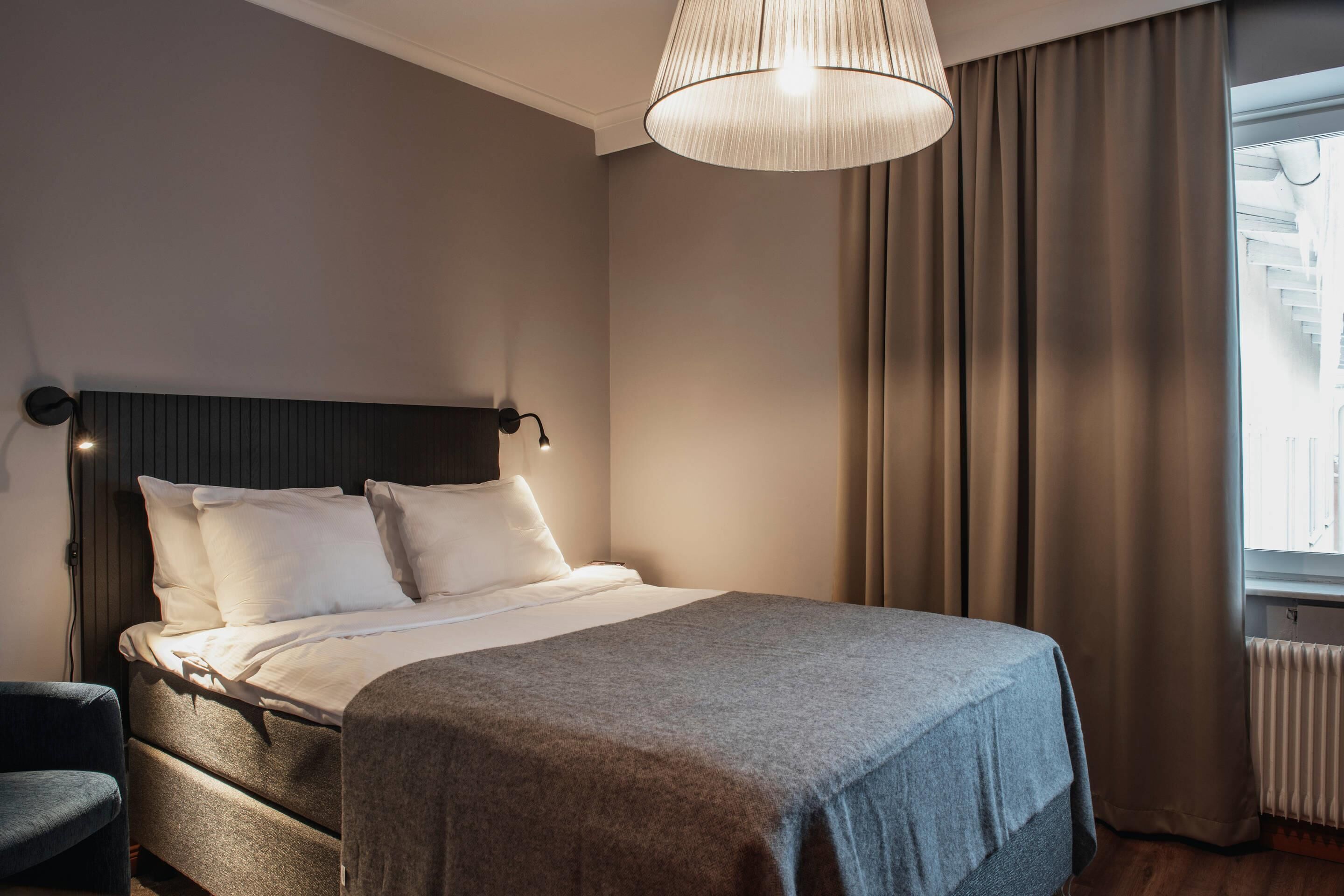 Double Room, Non Smoking (Compact) | Desk, laptop workspace, blackout drapes, iron/ironing board