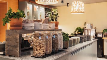 Free daily buffet breakfast