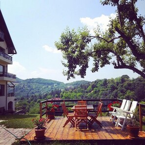 Balcony - Pensiunea Toscana (Brasov)