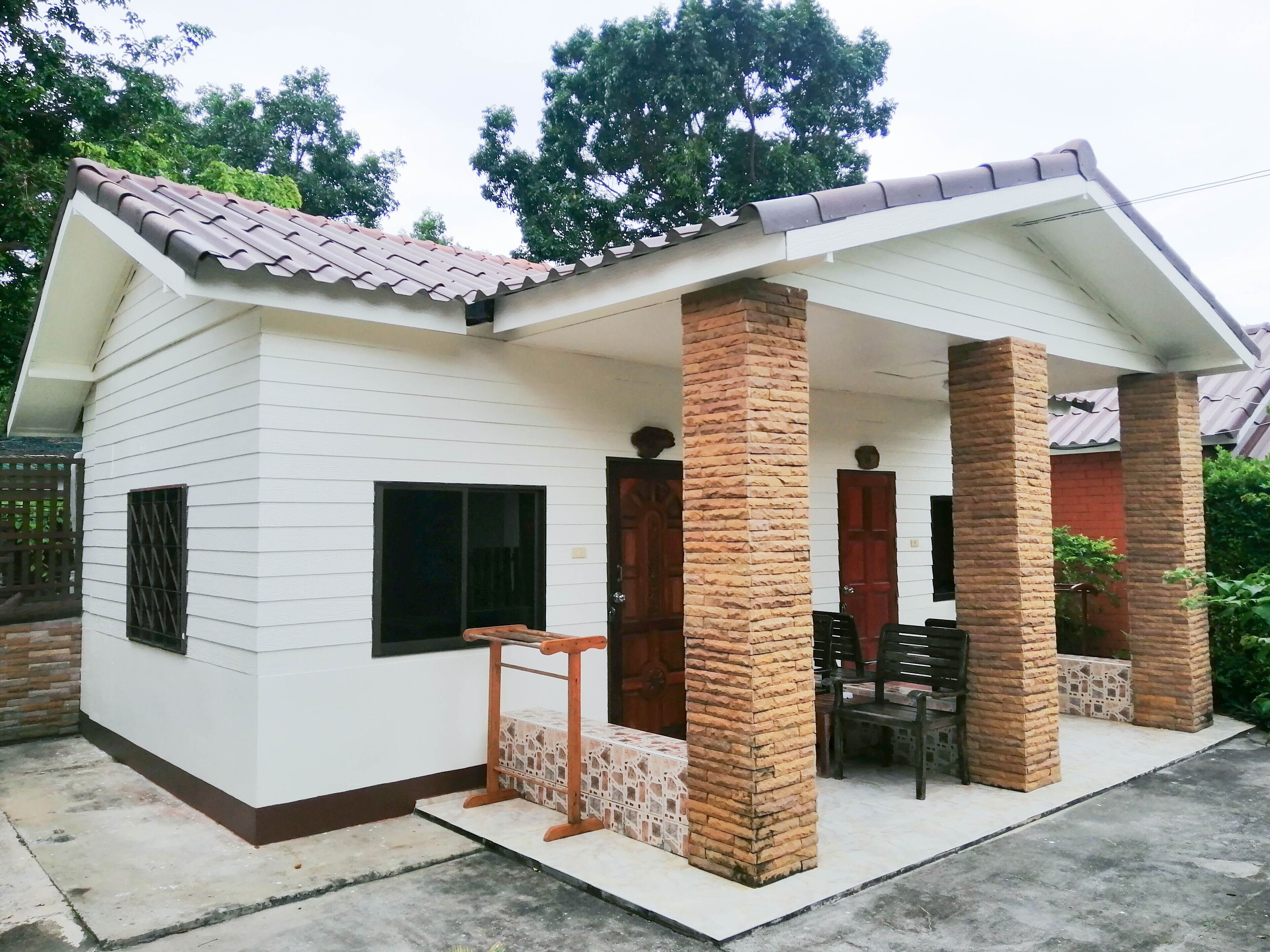 twin room, 2 single beds | minibar, in-room safe, desk, free wifi