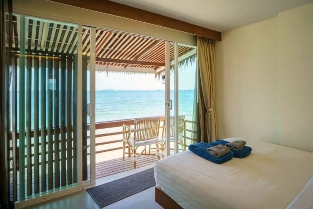 In-room safe, desk, rollaway beds, free WiFi