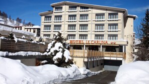 Unclassified image, 2 of 46, button - Atmosphère Hotel (Les Deux Alpes)
