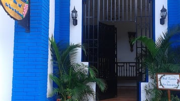 Entrada de la propiedad
