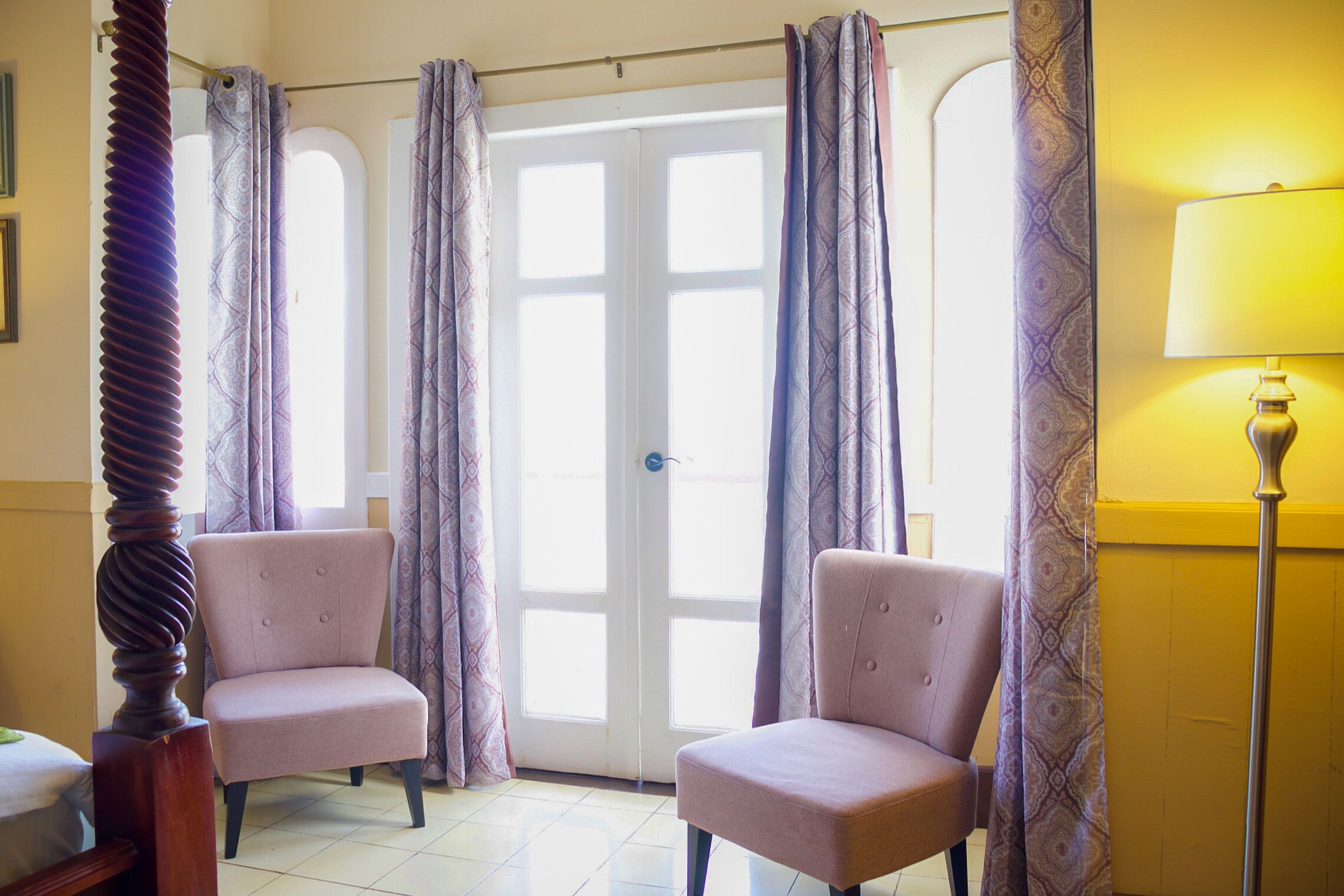 deluxe room, 1 king bed, sea view | premium bedding, down duvets, minibar, in-room safe