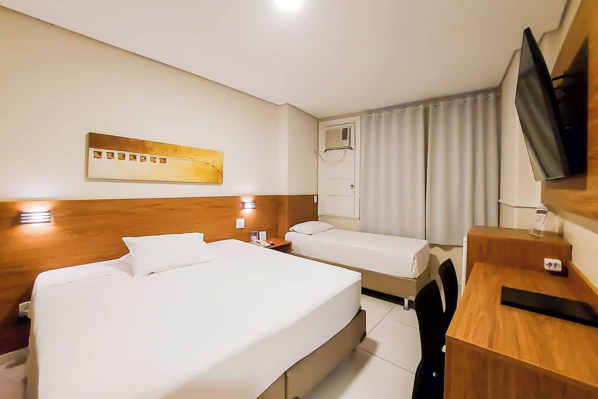 Superior Triple Room | 1 bedroom, in-room safe, desk, laptop workspace