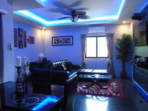 Elite Apartment, 1 King Bed, Kitchen