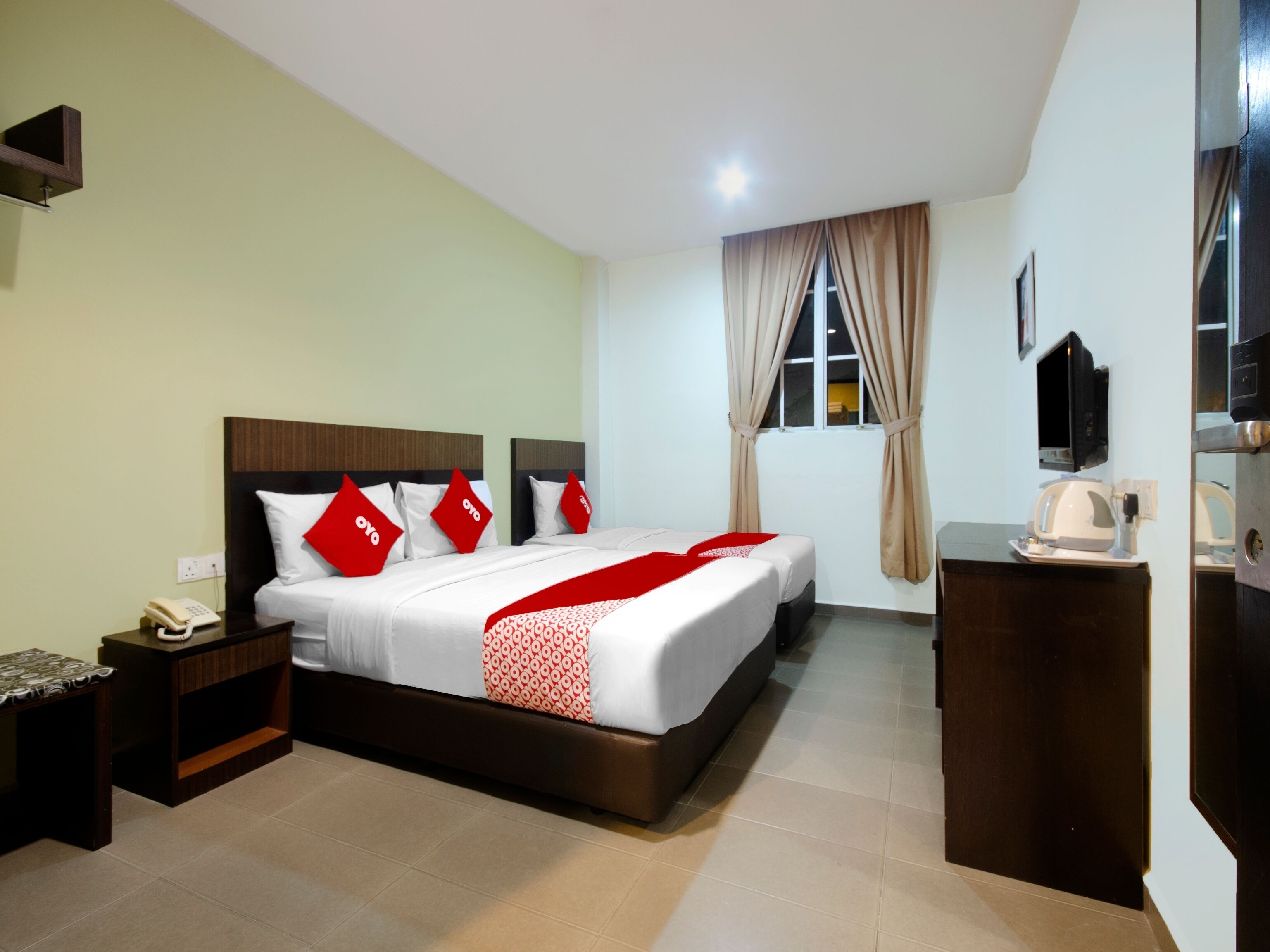 Free WiFi, bed sheets