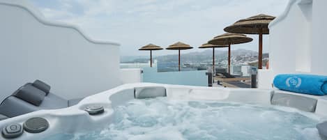 Suite (Outdoor Hot Tub Panorama) | Tina de hidromasaje privada