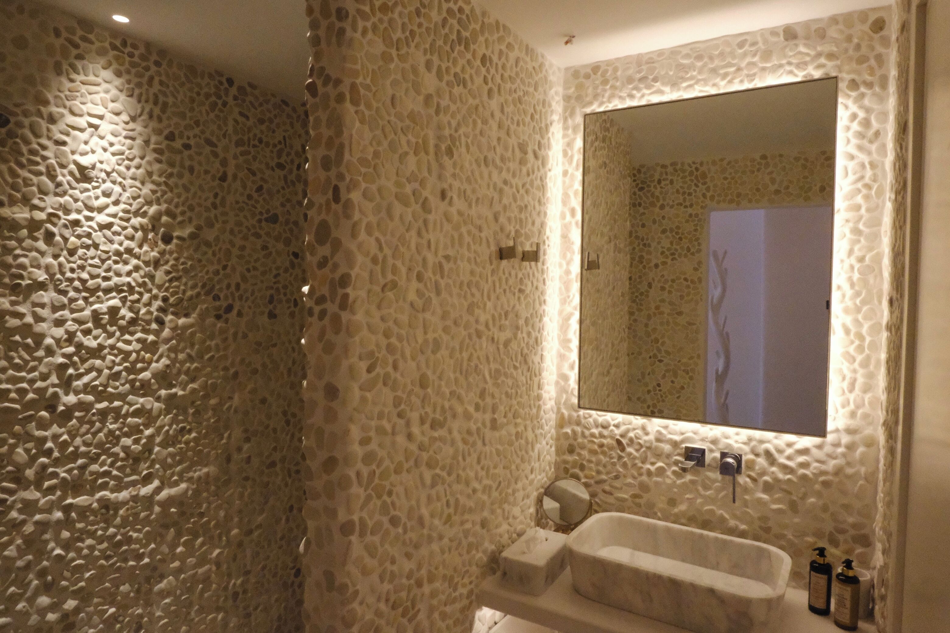Delia Suite | Bathroom