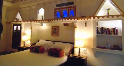 Shahi Heritage - Shahi Guest House