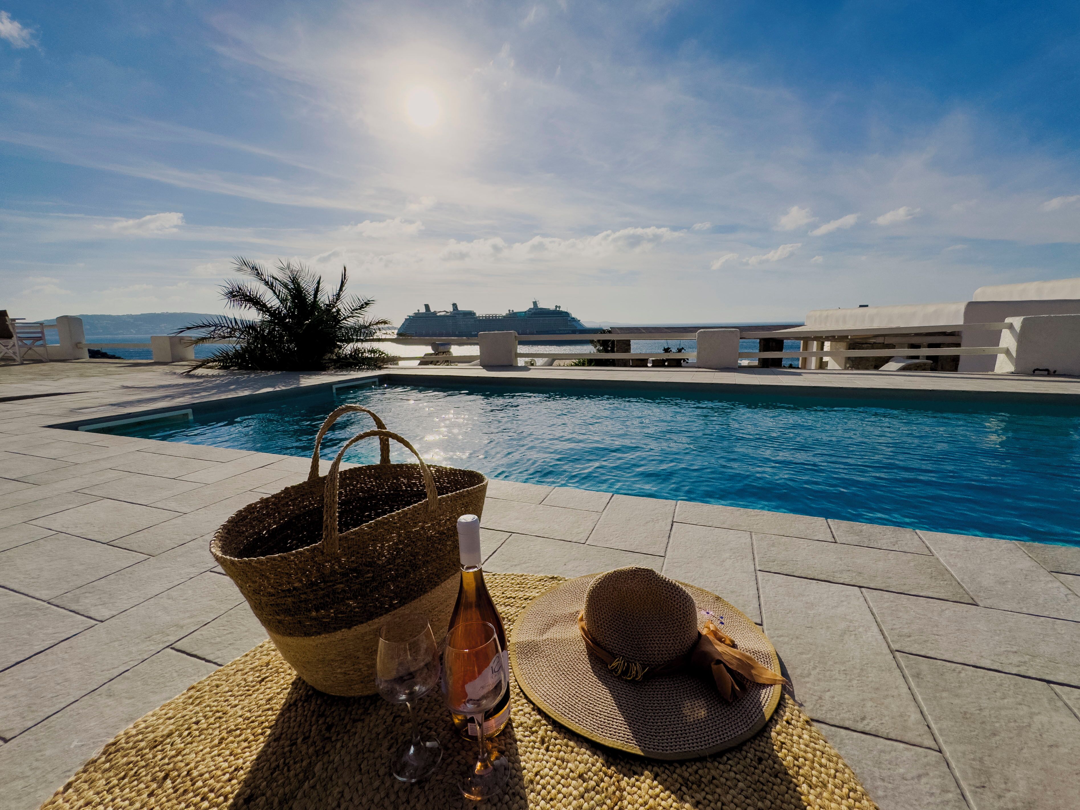Outdoor pool, open 7:30 AM to 10:00 PM, sun loungers