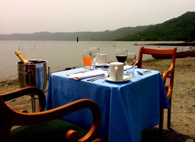 Paradise Resort, Lake Bosomtwe