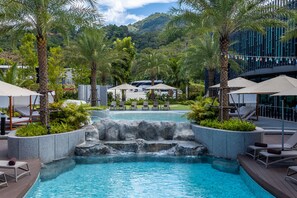 Exterior - Patong Bay Hill Resort (Patong)