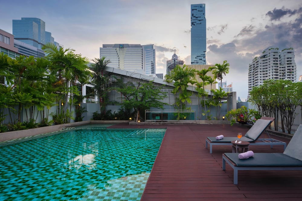 Silom Lofts Hotel