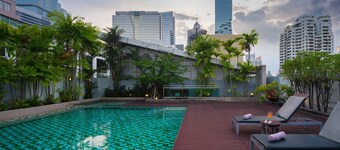 Silom Lofts Hotel
