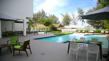 Outdoor pool, pool umbrellas