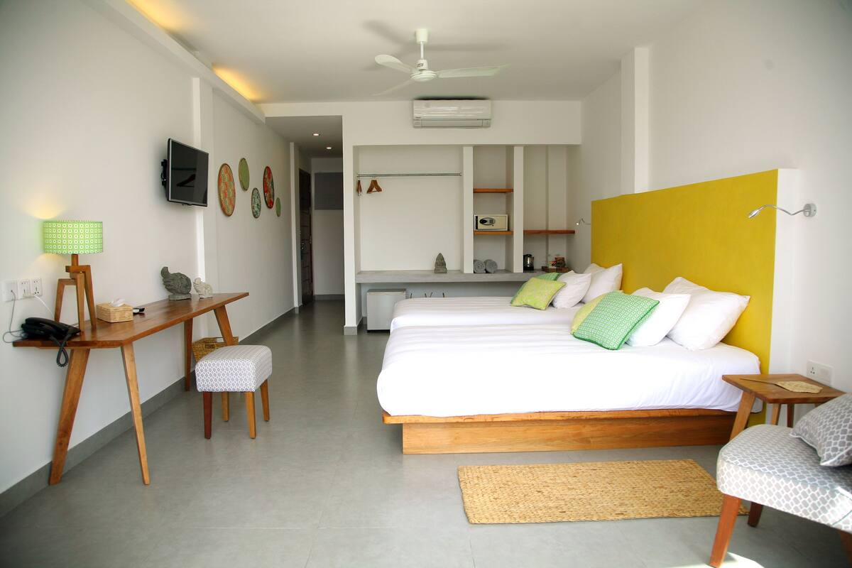 Deluxe Twin Room, Balcony, Sea View | Down comforters, minibar, in-room safe, desk